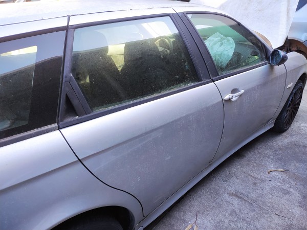 Porta tras direita (20268054).