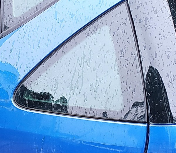 Vidro lateral painel tras esquerda (20267987).