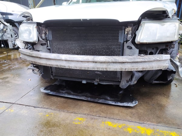 Reforço para choques frente (20272393).