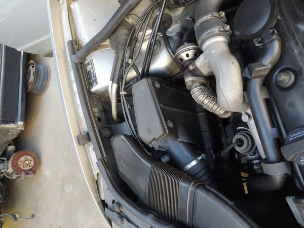 Caixa filtro ar (20273513).