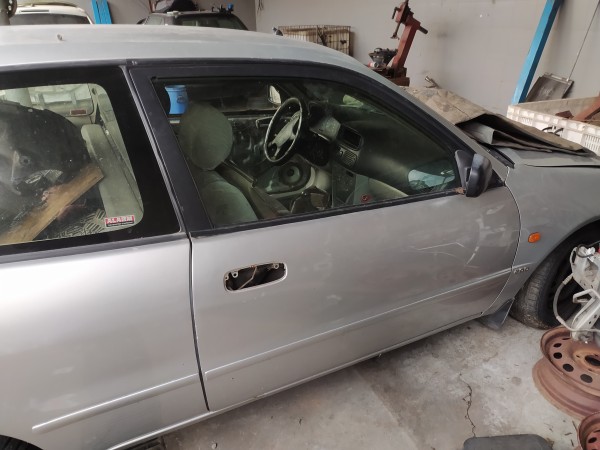 Vidro porta frente direita (20272083).