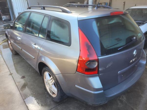 Farolim tras esquerdo painel stop (20275558).