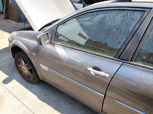 Porta frente esquerda (20275659).