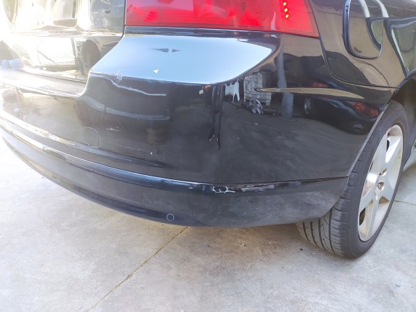 Para choques traseiro (20276221).