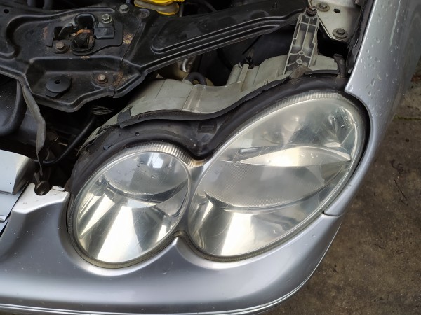 Farol esquerdo (20277783).