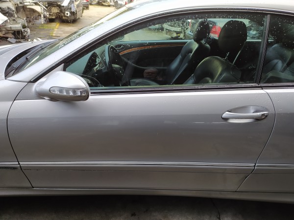 Porta frente esquerda (20277820).