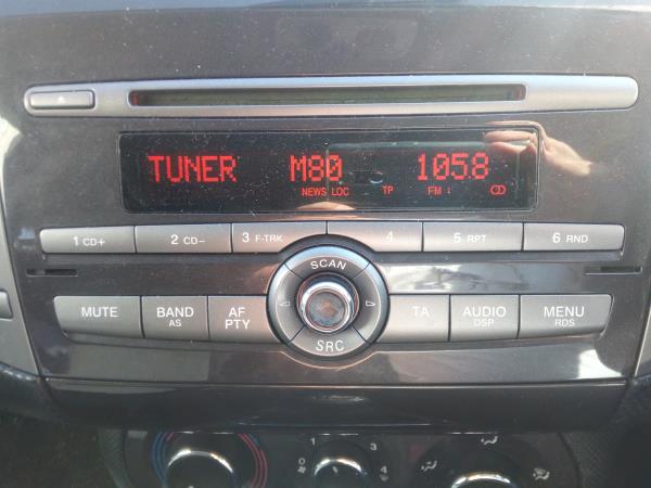 Auto radio cd (20239242).