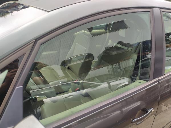 Vidro porta frente esquerda (20268751).