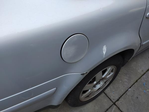 Porta de combustivel (20270722).