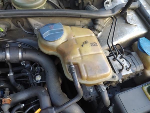 Deposito agua radiador (20270726).