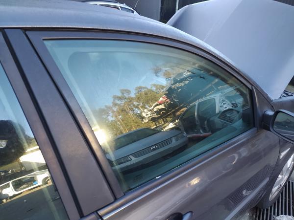 Vidro porta frente direita (20272156).