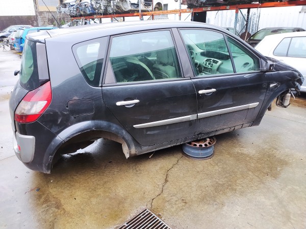 Porta tras direita (20272396).