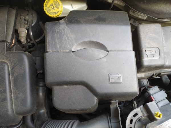 Caixa bateria (20274810).