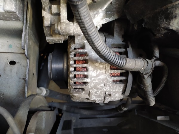 Alternador (20274811).