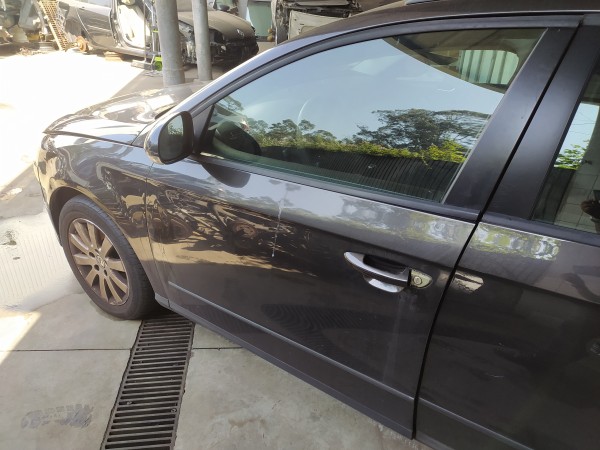 Vidro porta frente esquerda (20275150).