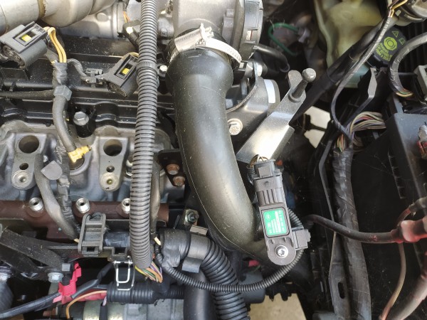 Tubo intercooler (20275552).