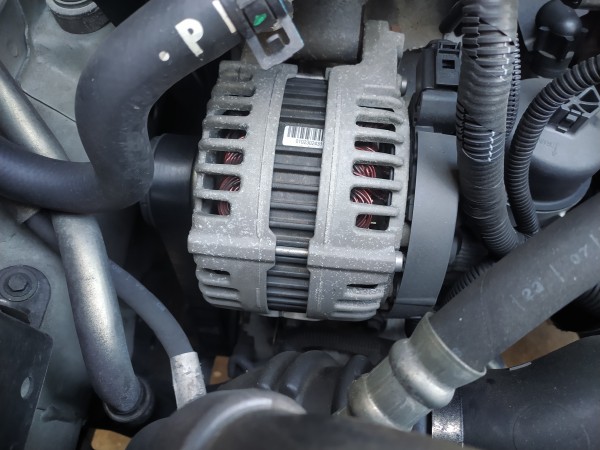 Alternador (20276136).