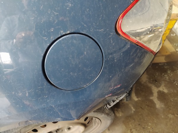 Porta de combustivel (20276321).