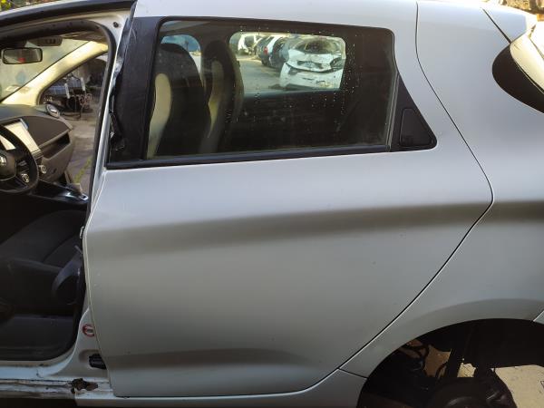 Porta tras esquerda (20276711).