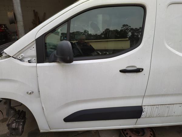 Porta frente esquerda (20276720).