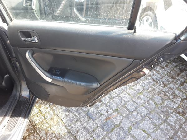 Quartela tras direita (20224180).