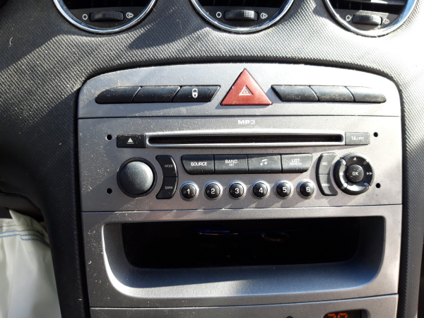 Auto Radio cd mp3 (20224560).