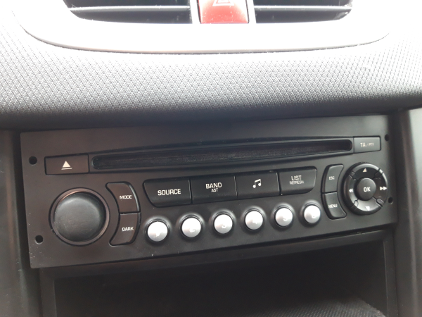 Auto radio cd (20233636).