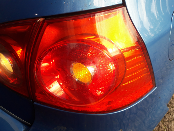 Farolim tras direito (20234037).