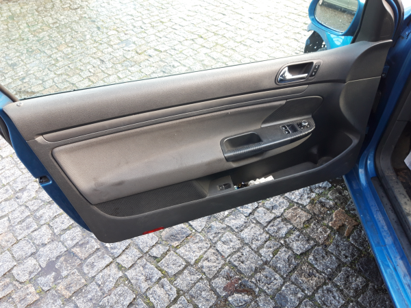 Quartela frente esquerda (20234062).