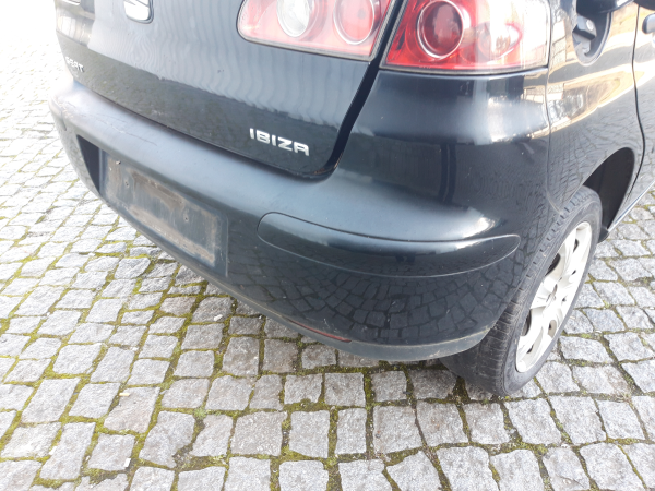 Para choques traseiro (20234087).