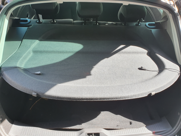 Chapeleira da mala (20236746).