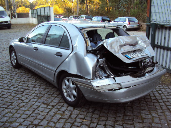 Porta tras esquerda (105930).