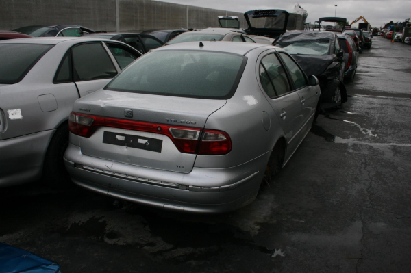 Porta tampa de  mala (113802).