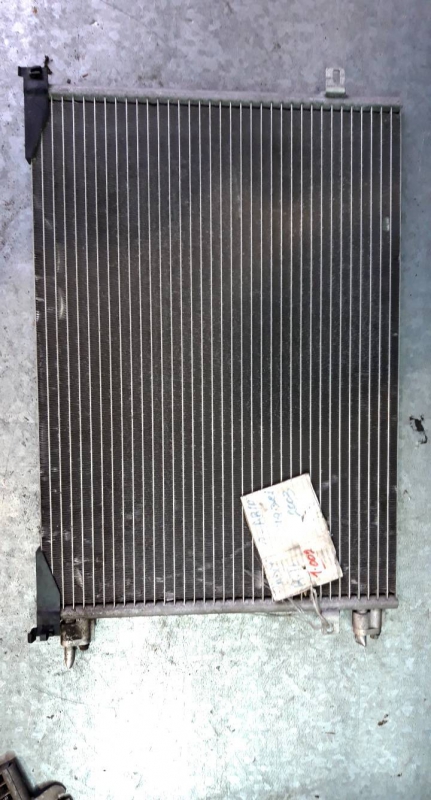 Radiador Ar condicionado (116021).