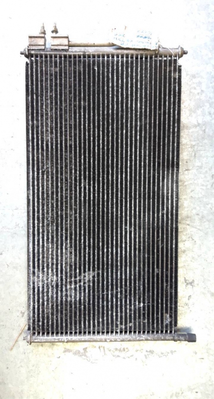 Radiador Ar condicionado (121658).