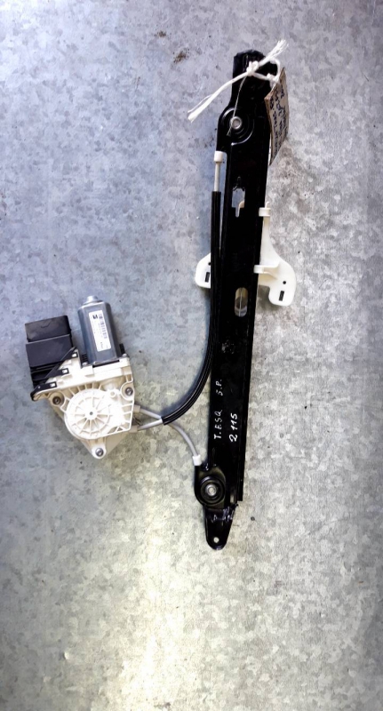 Elevador elect tras esq (121990).