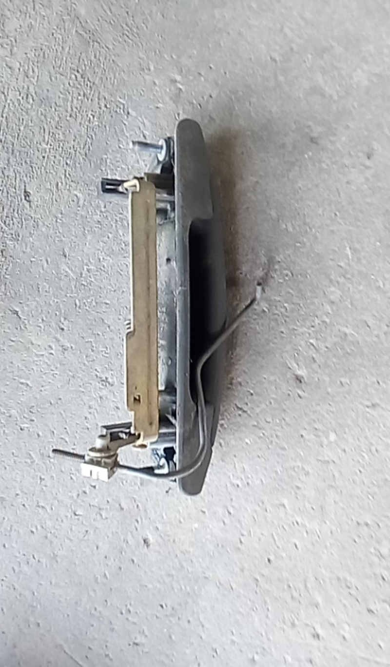 Puxador mala (122220).