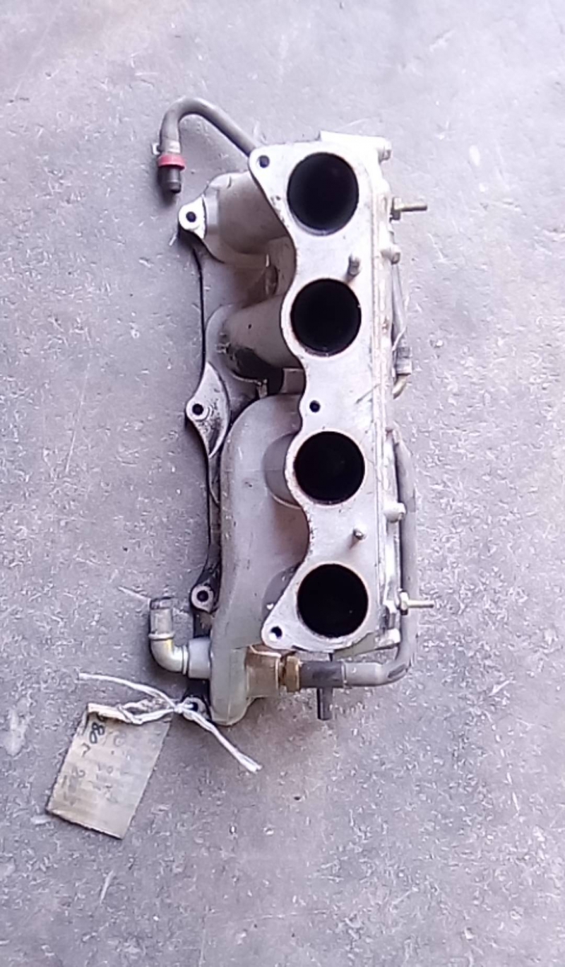 Colector admissão (122760).