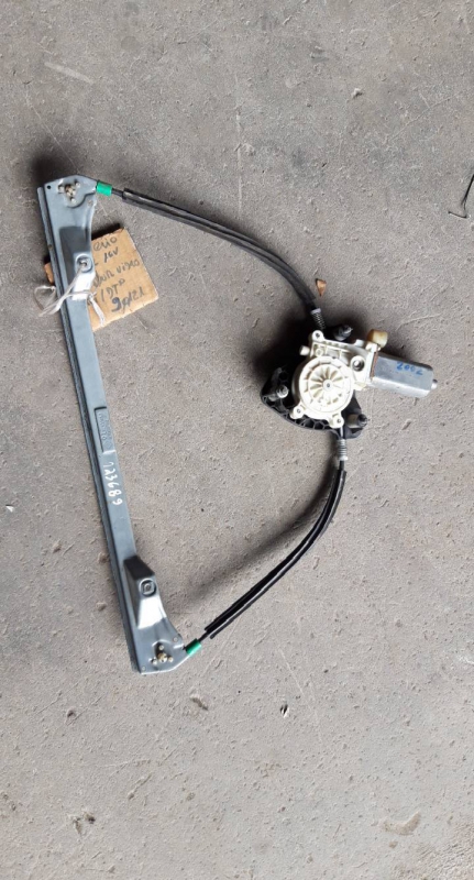 Elevador elect fte dto (123689).