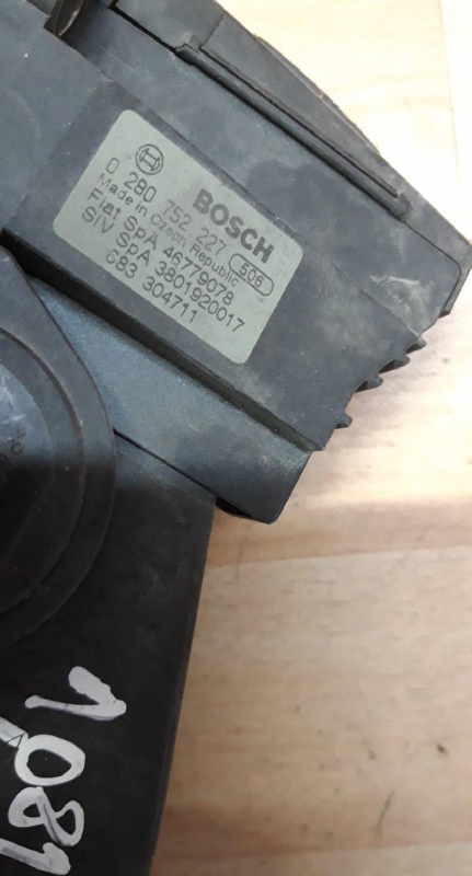 Pedal Acelerador (124240).