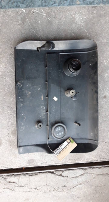 Cobertura motor (124523).