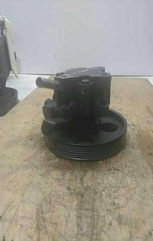 Bomba direcção assistida (124743).