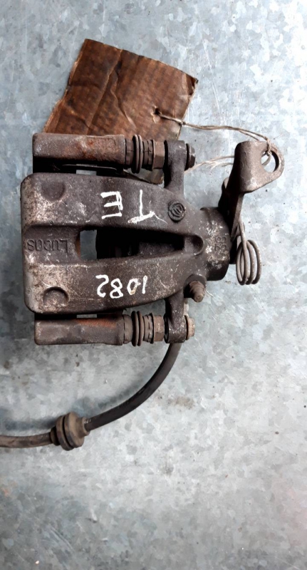 Pinça tras esquerda (125132).