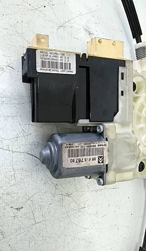 Elevador elect fte dto (125358).