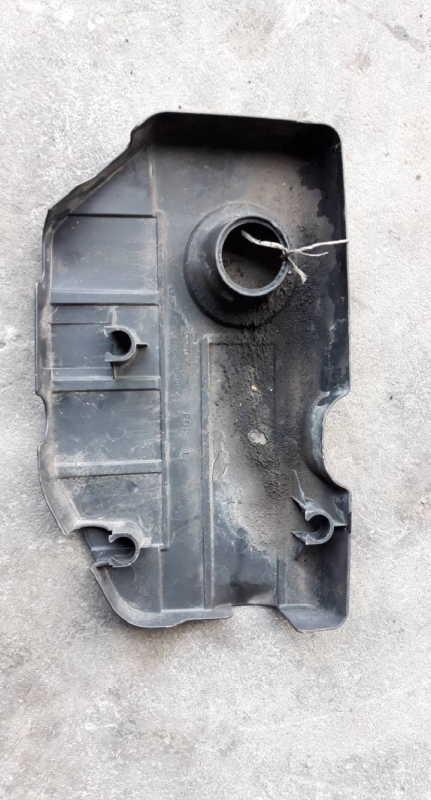 Cobertura motor (153140).