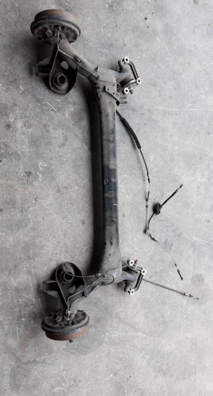 Eixo ponte traseiro (153723).