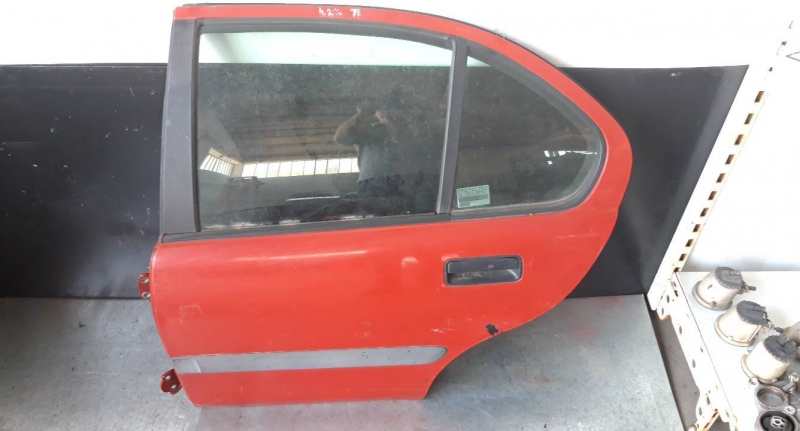 Porta tras esquerda (173564).