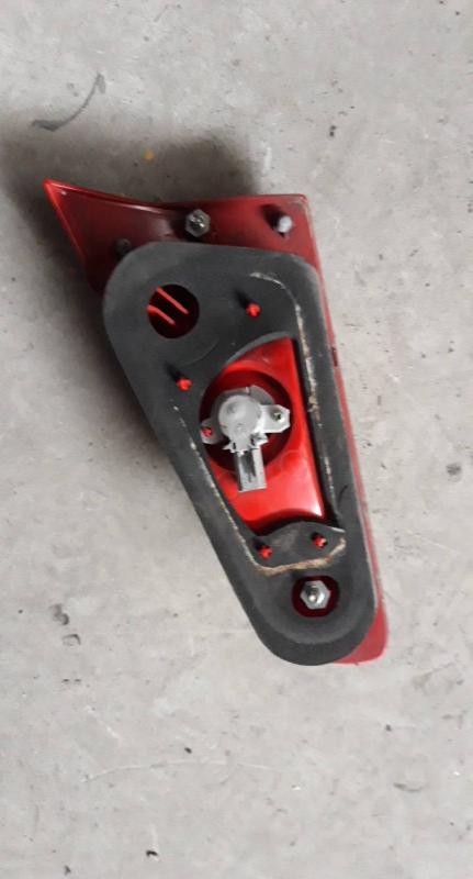 Farolim tras esquerdo mala (20184363).