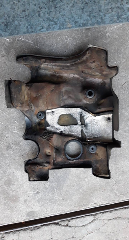 Cobertura motor (20186148).