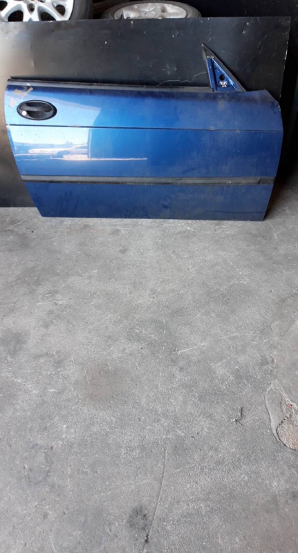 Porta frente direita (20187441).